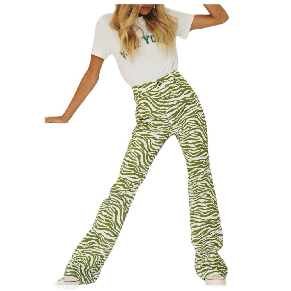 Verge Girl High Rise Flare Green & White Zebra Print Pants Size 6